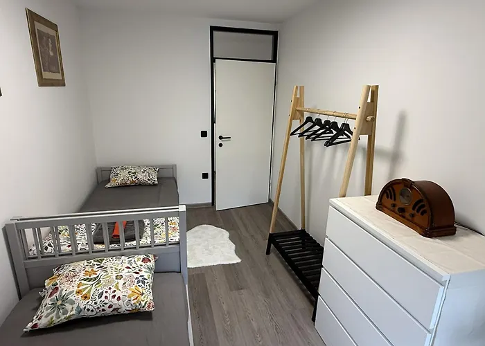 Mary's Flat Любляна